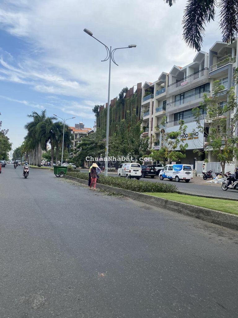 MẶT TIỀN ĐƯỜNG NGUYỄN THỊ THẬP 4 LẦU - KDC HIM LAM KÊNH TẺ QUẬN 7 MẶT TIỀN ĐƯỜNG NGUYỄN THỊ THẬP 4 LẦU - KDC HIM LAM KÊNH TẺ QUẬN 7