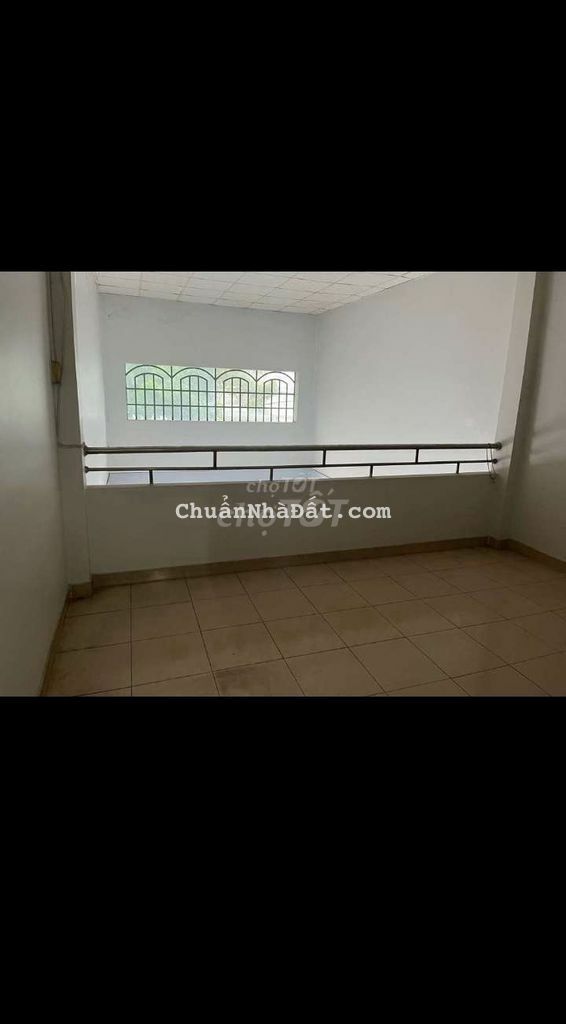 Nhà rộng mt đg số 53 tân quy _dt:4x23m_1lửng_3pn