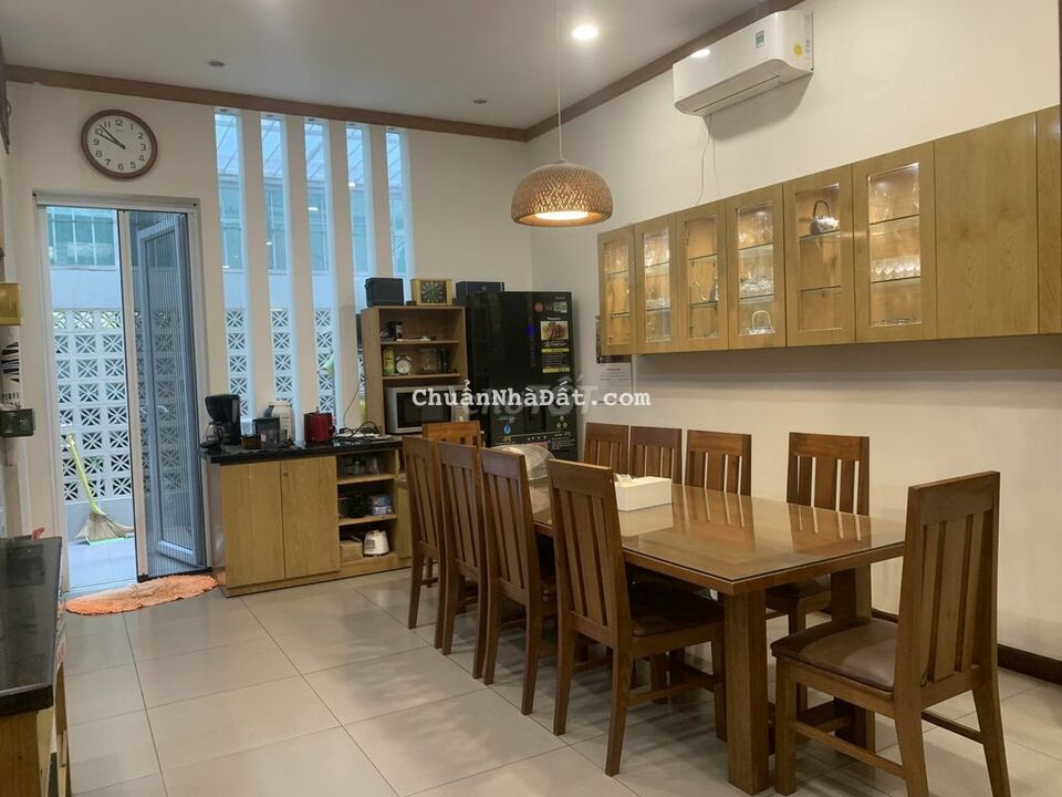 nhà phố 1 trệt 3 lầu KDC Phú Mỹ Vạn Phát Hưng Q.7