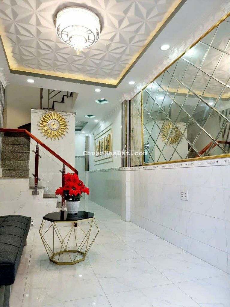 CHO THUÊ NHÀ MỚI ĐẸP 4 PN CÁCH QUẬN 7 CHỈ 5P ĐI XE