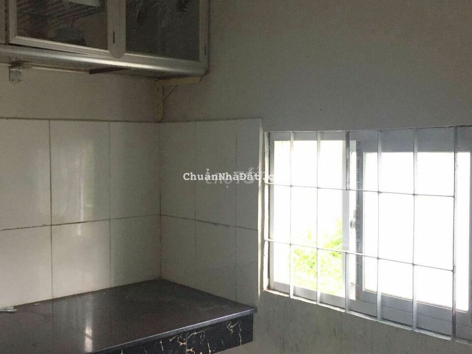 Nhà trệt lầu 2pn hẻm đường Nguyễn Văn Quỳ