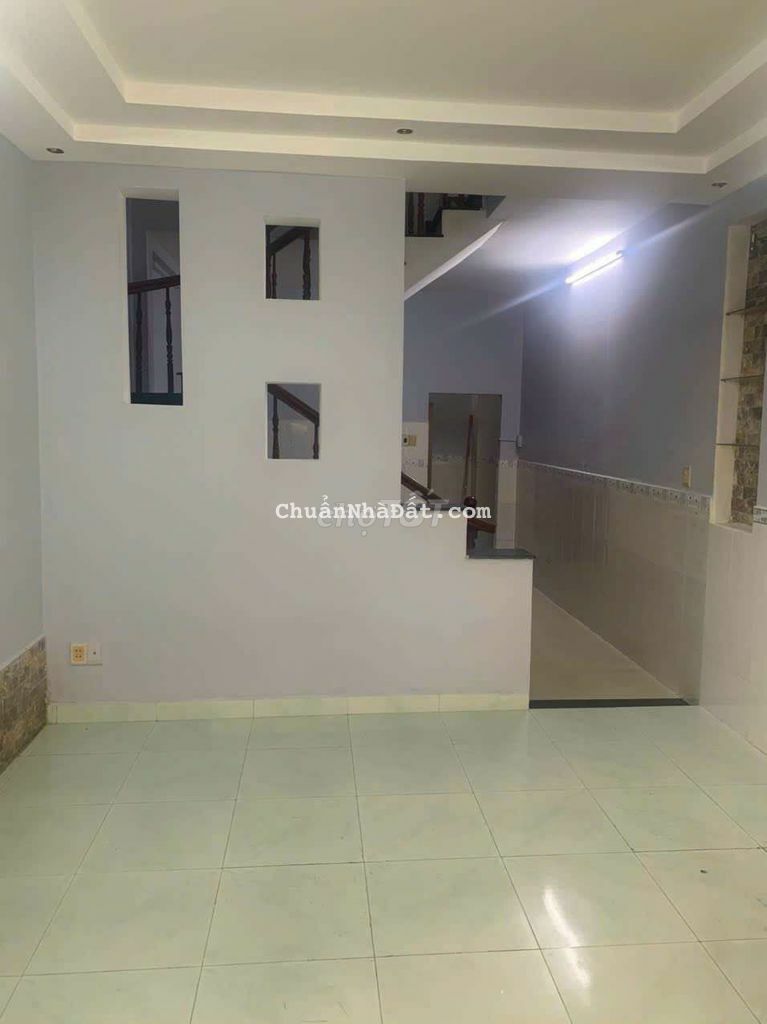 Nhà hẻm xe hơi đường số 10, 4x12, 1 lầu, 2PN, 10tr