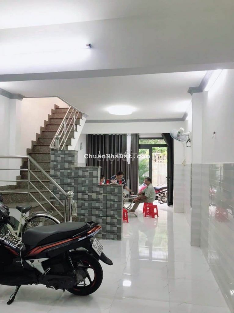 Nhà 4,2x10m hẻm trước nhà 4m đg 17 Cư xá ngân hàng kế Lâm Văn Bền Q7