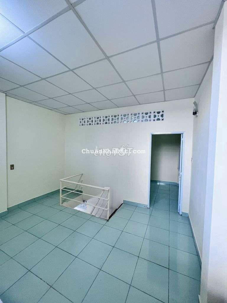 Nhà 1 Trệt 2 Lầu 3 Phòng 2wc 5x10 hẻm 60 Lâm Văn Bền