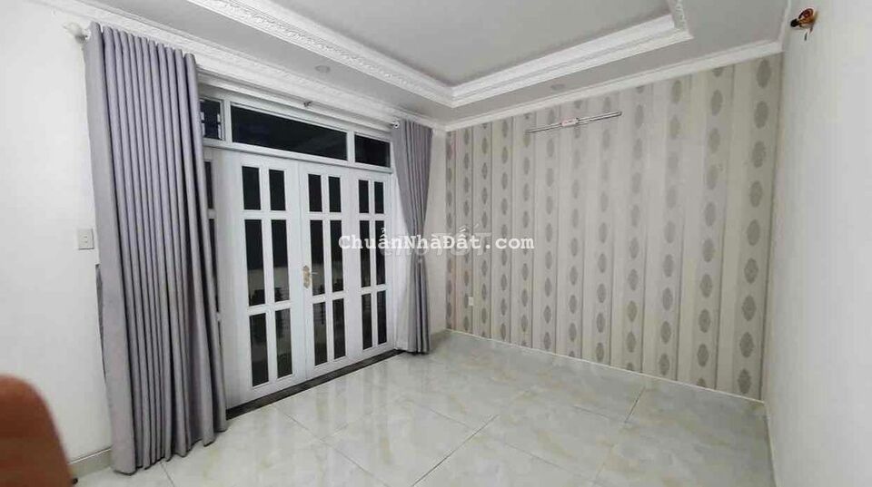 Cho thuê Nhà phố hẻm xe xơi thuận tiện làm cty .