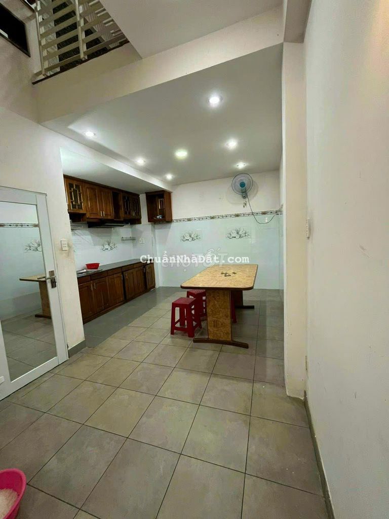 cho thê nhà nguyên căn 793 hẻm xe hơi khu biệt thự Kiều Đàm p.Tân Hưng