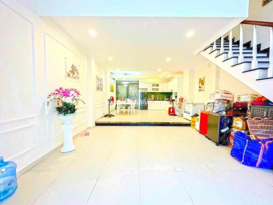 CHO THUÊ NHÀ 4 LẦU ST ĐƯỜNG SỐ HOÀNG QUỐC VIỆT . P. PHÚ MỸ, Q7