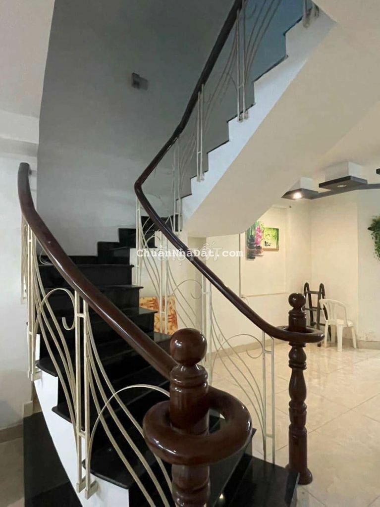 Nhà Mặt Tiền 1 Trệt 2 Lầu 4PN 4x16m Đường Số 75 KDC Tân Quy Đông