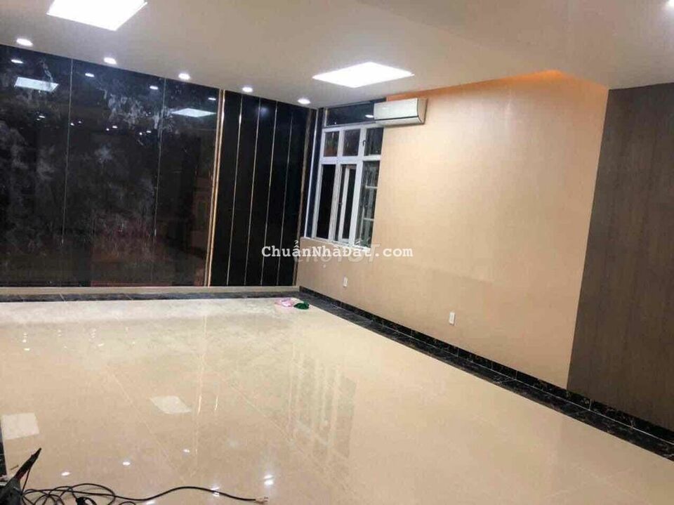 Nhà Mặt Tiền 1 Trệt 2 Lầu 5,5x14m Đường Số KDC Nam Long Tấn Trường