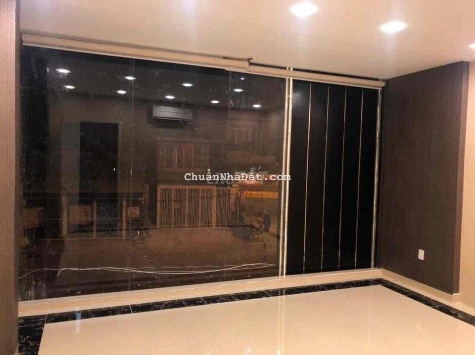 Nhà Mặt Tiền 1 Trệt 2 Lầu 5,5x14m Đường Số KDC Nam Long Tấn Trường