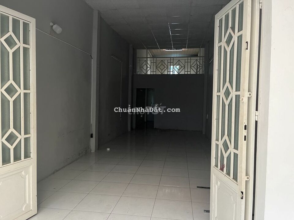 Cho thuê nhà C4 dt 4x20m đường số Tân Quy, Q.7