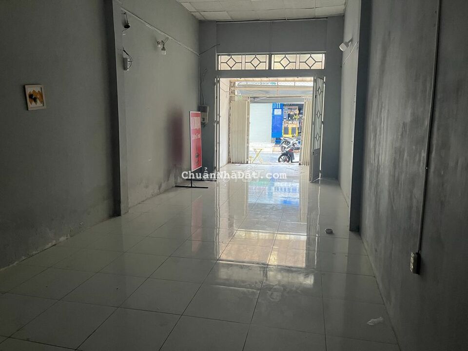 Cho thuê nhà C4 dt 4x20m đường số Tân Quy, Q.7