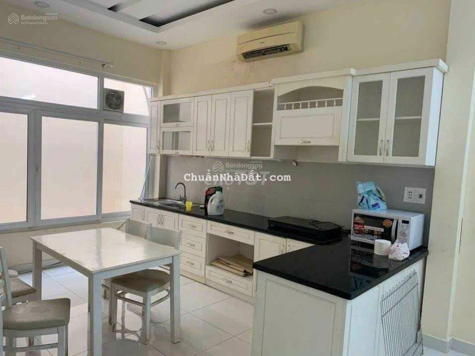 Nhà mới mt rộng kdc nam long.dt:4x20m_2lầu_4pn