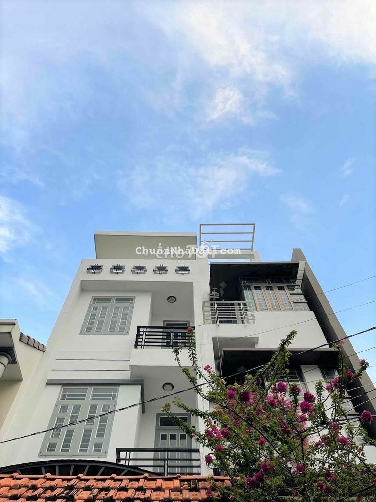 Cho thuê nhà mt đường số Tân Quy kế Mai Văn Vĩnh Quận 7