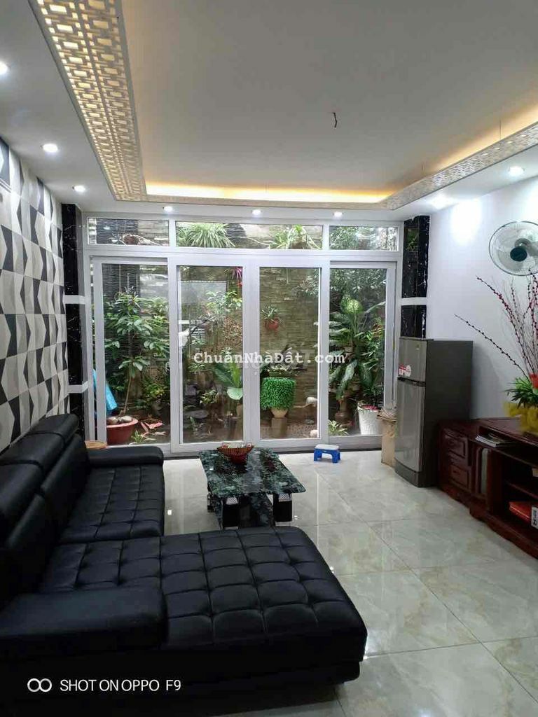 Cho thuê nhà phố đường phú thuận Q7 giá :22tr