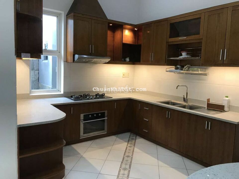 Nhà 1 Trệt 2 Lầu sân thượng 4 Phòng 5,5x15 hẻm 142 Nguyễn Thị Thập