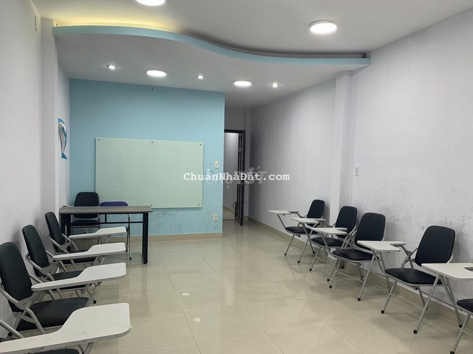 Cho thuê nhà 4x22m 3 lầu 5Pn 5wc mt đg số Kdc Tân Quy Đông Quận 7