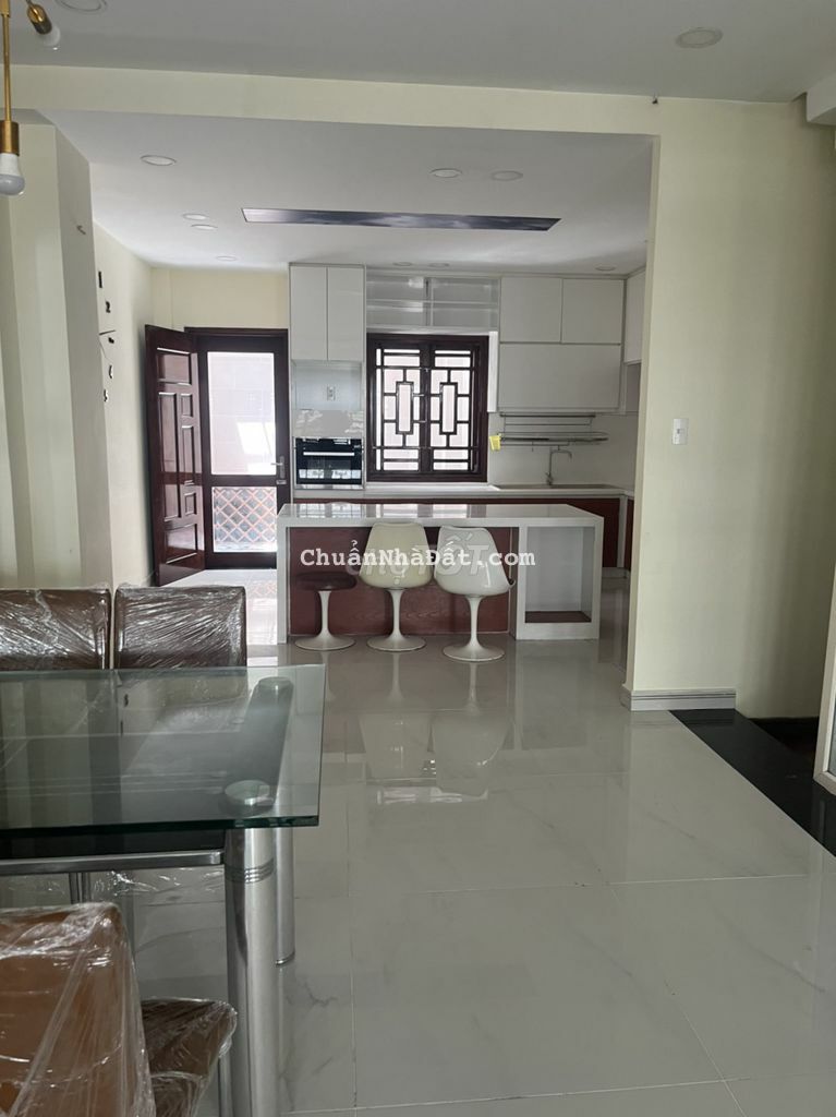 Cho thuê nhà full nội thất khu ven sông Tân Phong đối diện ĐH RMIT