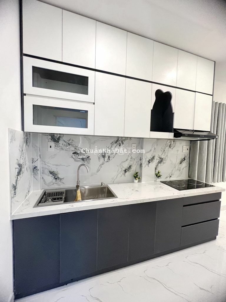 ✅Cho thuê NNC 2 tầng hẻm Dương Bá Trạc P2Q8. Giá 11 triệu TL