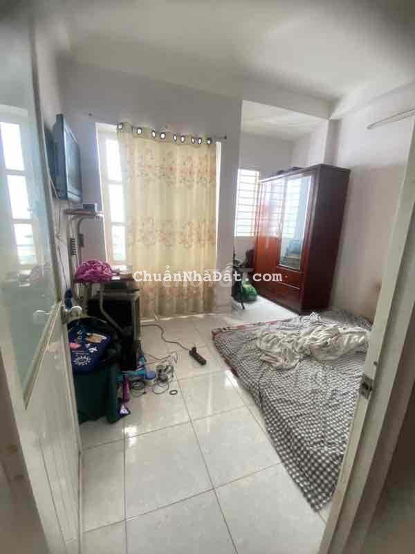 Cho thuê nhà mới 2 lầu,4pn,3wc Giá 8tr5