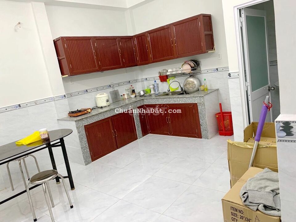 ✅Nhà thuê trệt + 2 lầu gần MT Phạm Thế Hiển P4 Q8 giá 10tr