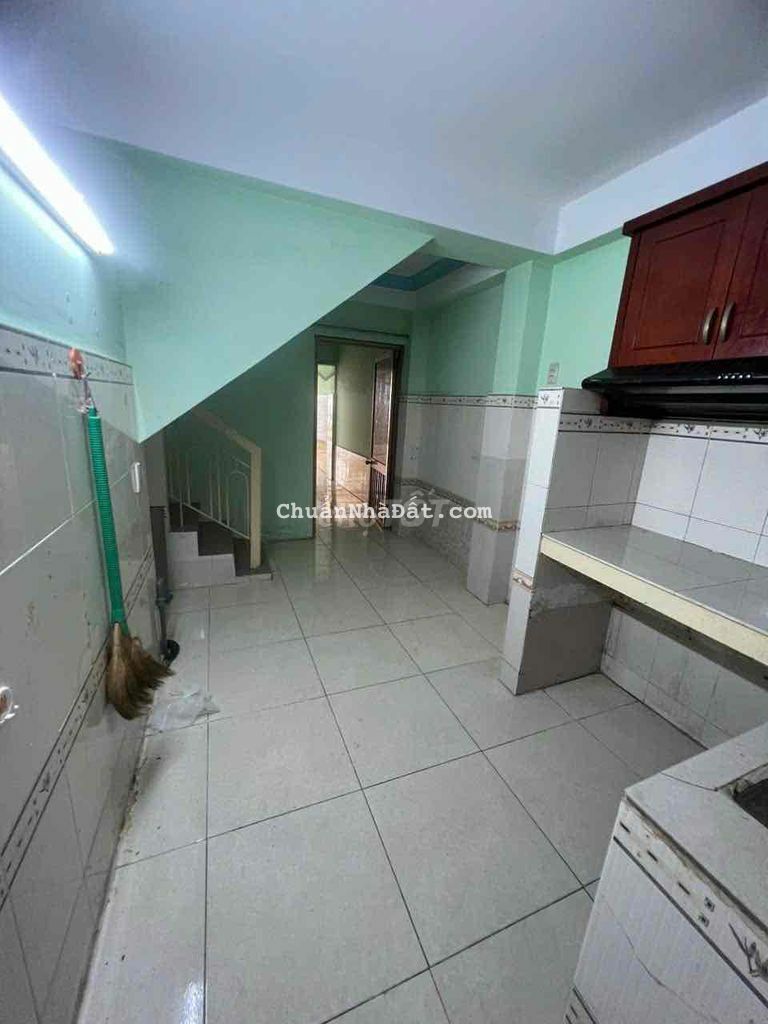 🟢 CHO THUÊ NHÀ 2 LẦU HẺM XE HƠI GIÁ 12 triệu/