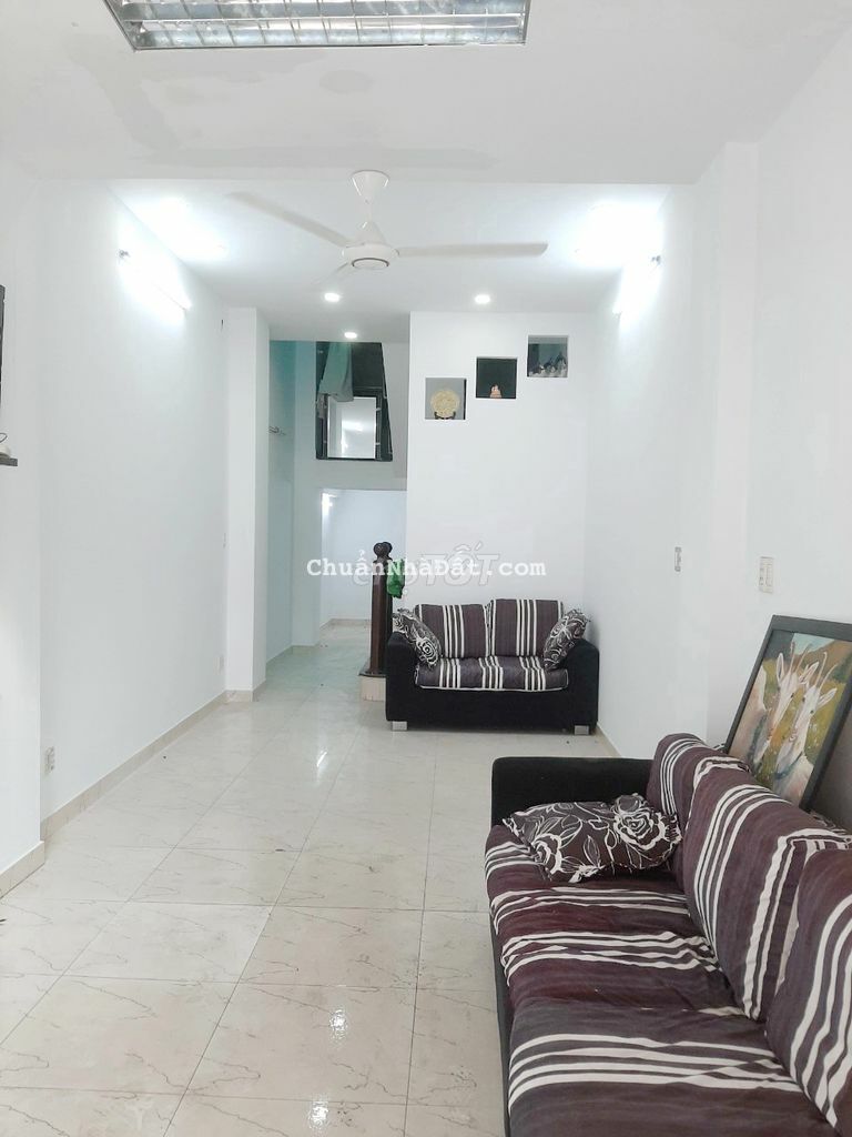 ✅Cho thuê NNC đường Dã Tượng P10.Q8. Giá 16 triệu