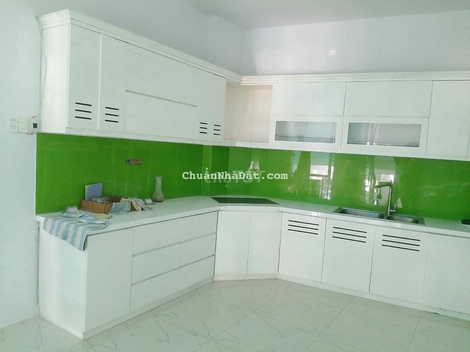 ✅Nhà 3 tầng đường Dã Tượng P10.Q8. Giá 16 triệu ✅Nhà 3 tầng đường Dã Tượng P10.Q8. Giá 16 triệu