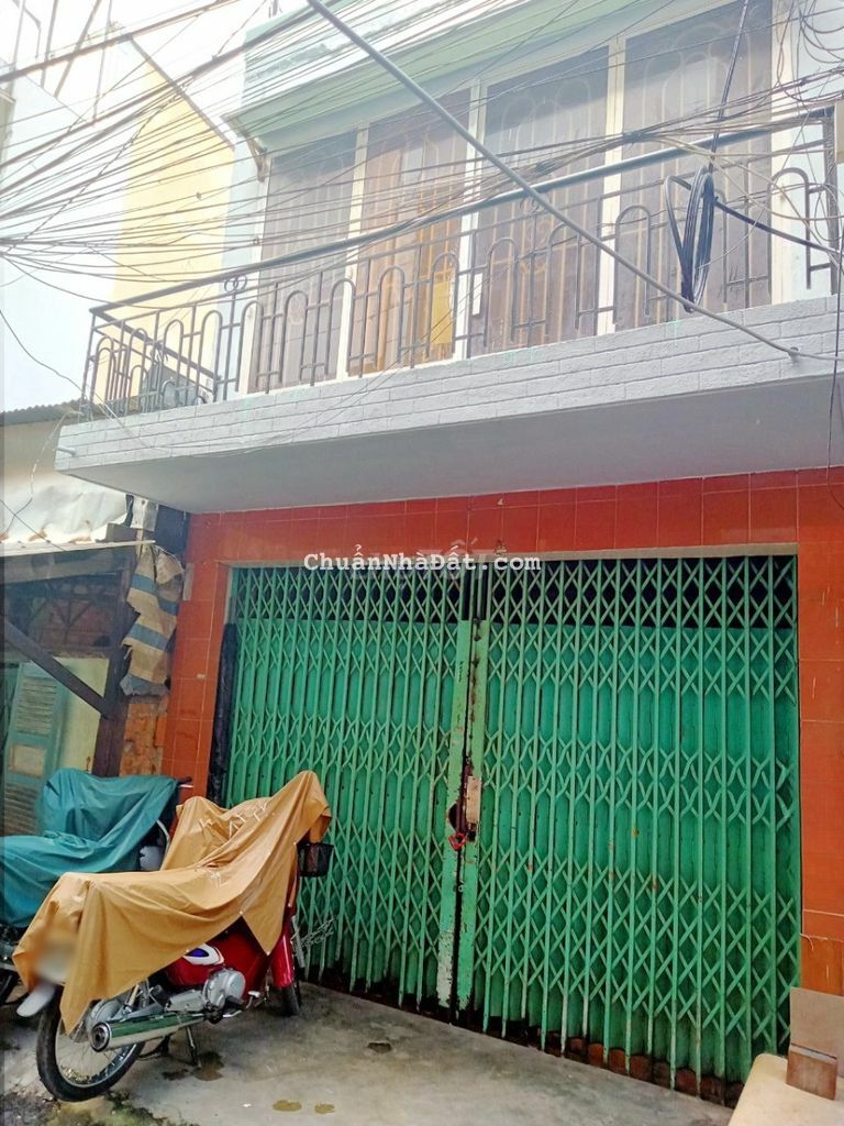 ✅Nhà thuê  trệt, lầu - 70m2 đường số P4Q8 - Giá : 10 Triệu