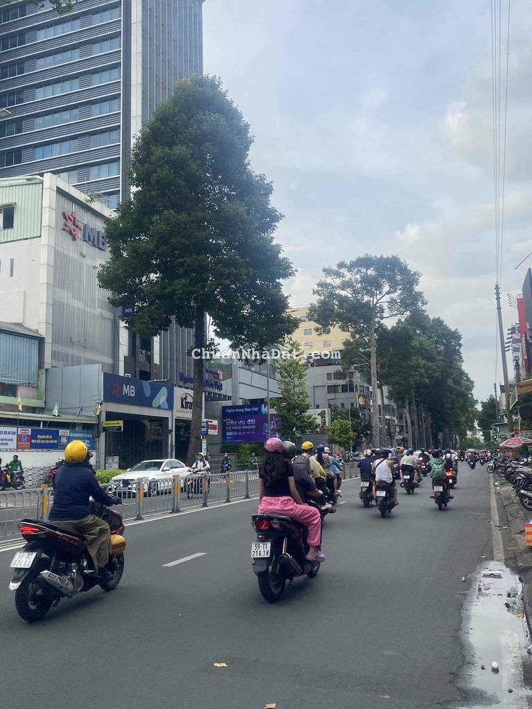 Nhà Nguyên Căn 4 tầng 5pn,4wc (4x22m) MT Phạm Hùng Q8 chỉ 30tr/thg