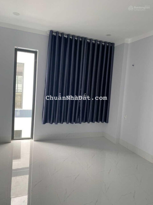 Cho thuê nhà nguyên căn Nguyễn Duy Trinh mới 100% 3 tầng 4 phòng 4WC KDC Đông Tăng Long giá 13tr/th