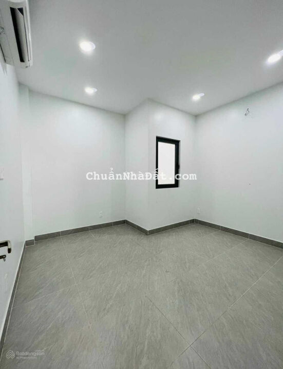 Cho thuê nhà full nội thất sạch sẽ 1 lửng 3 lầu 4PN 3WC xe hơi đậu trong nhà Lã Xuân Oai, giá 12tr Cho thuê nhà full nội thất sạch sẽ 1 lửng 3 lầu 4PN 3WC xe hơi đậu trong nhà Lã Xuân Oai, giá 12tr
