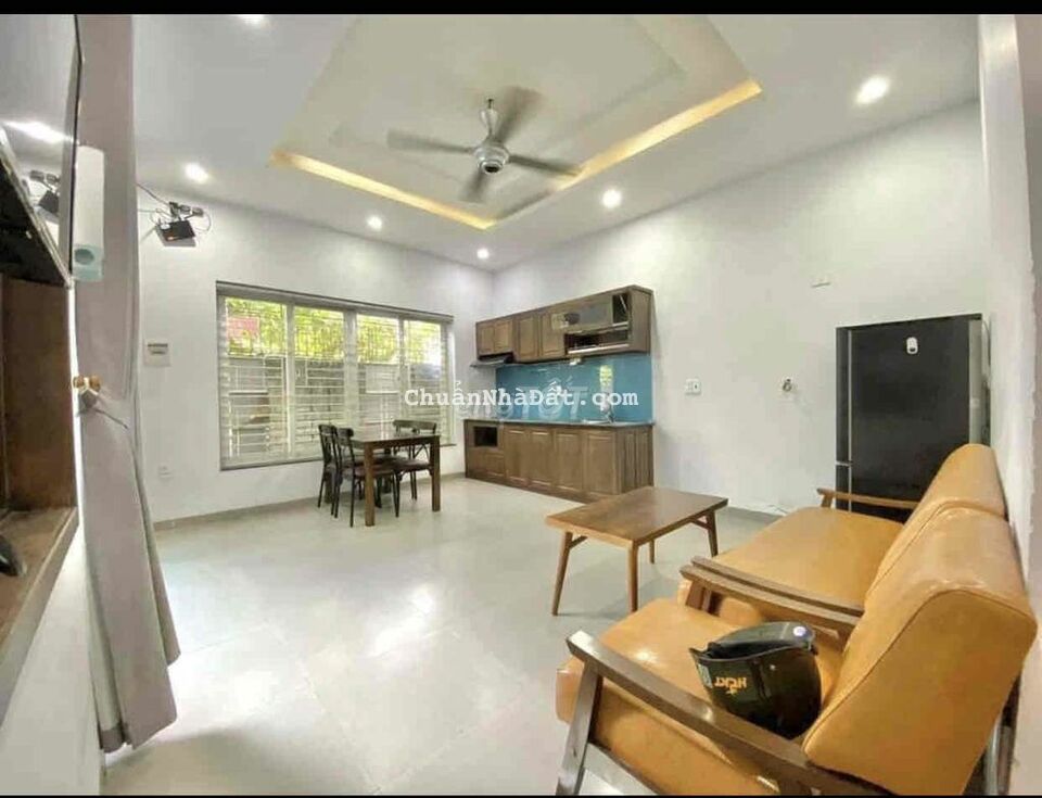 NHÀ SÂN VƯỜN : 2phòng - full nội thất -12tr