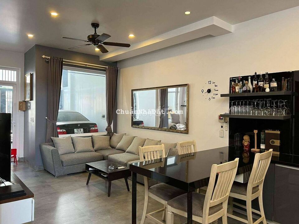 NHÀ THIẾT KẾ HIỆN ĐAI NỘI THẤT CAO CẤP KHU PHẠM VĂN ĐỒNG