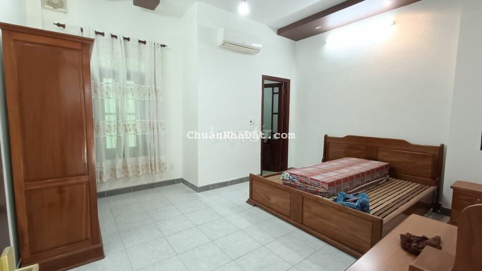 NHÀ 3 TẦNG 3PN MT KHU NẠI HIÊN ĐÔNG