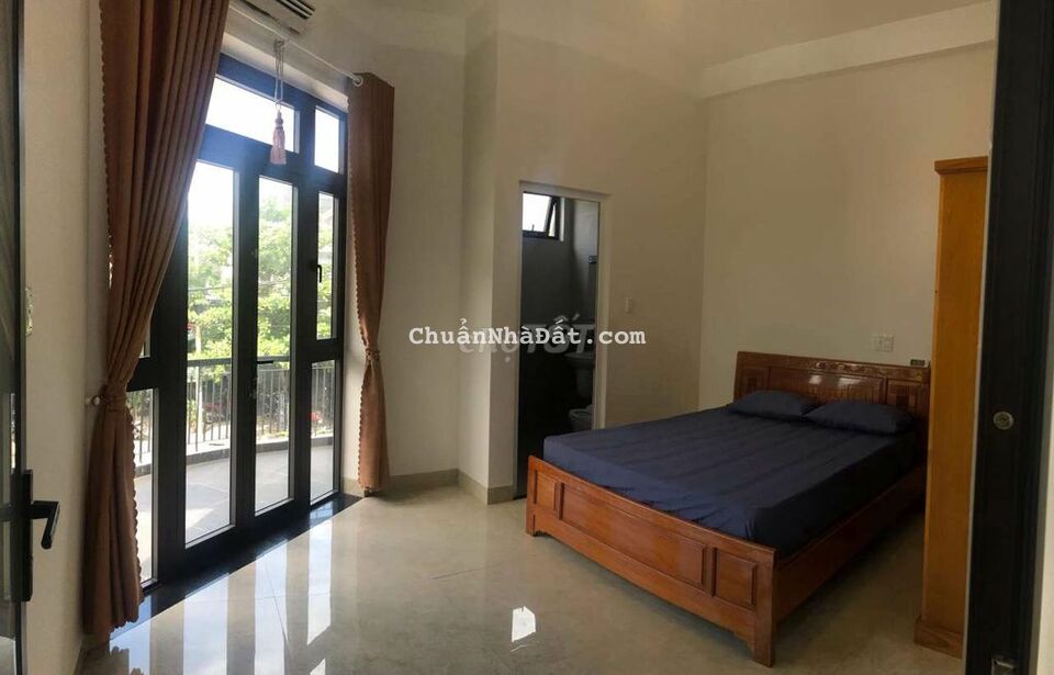 Cho thuê nhà 4  tầng 2 Mặt tiền kinh doanh sầm uất khu khúc hạo