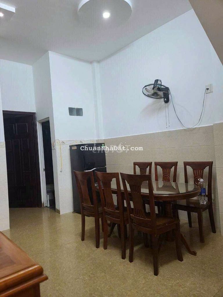 Nhà mt phan bôi 2 tầng.3 phòng Nhà mt phan bôi 2 tầng.3 phòng