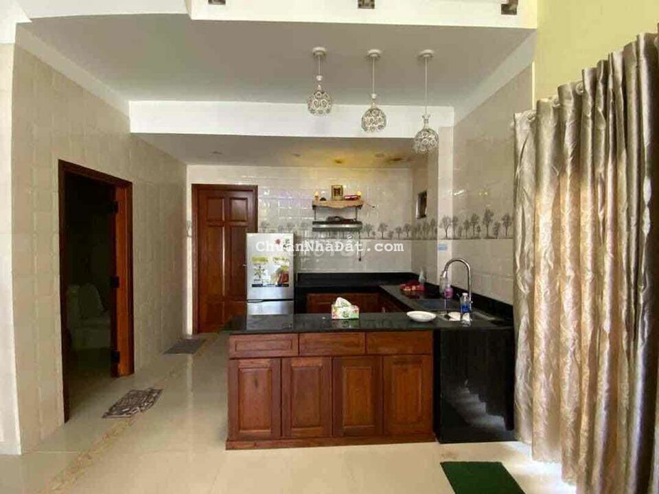 Nhà 3 Tầng MT đường 5m5 - Nại Hiên Đông full nội thất