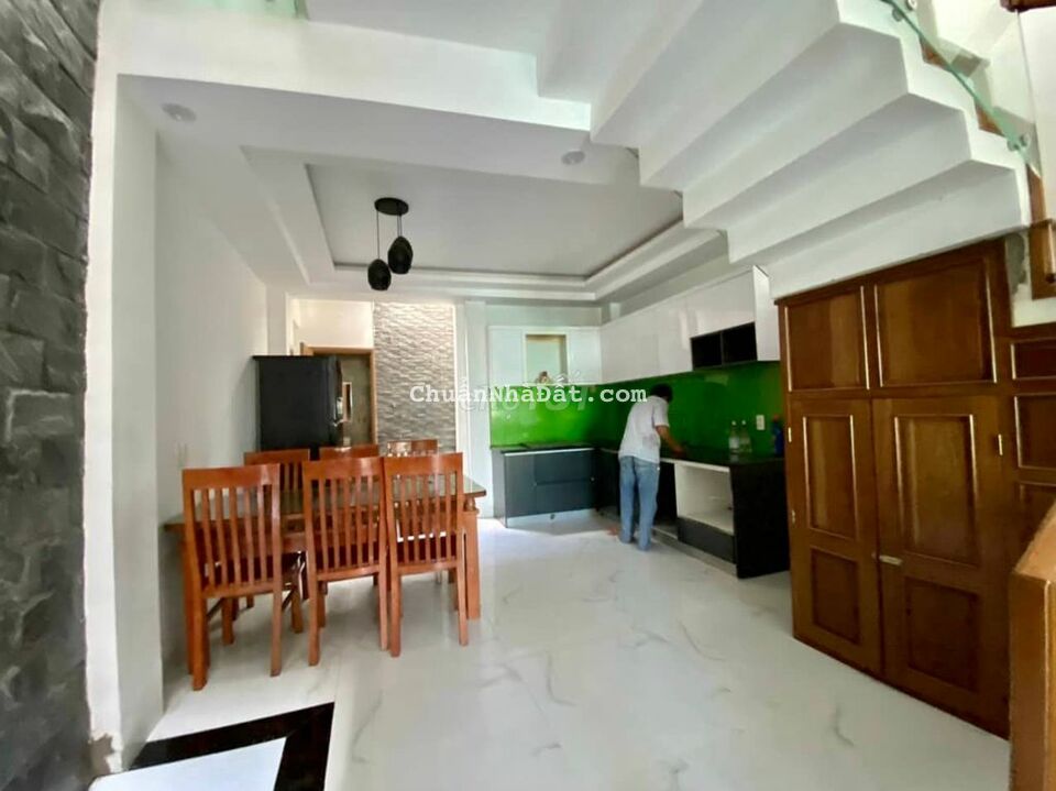 NHÀ 3 TẦNG 4PN 3WC MT KHU VÕ VĂN KIỆT NHÀ 3 TẦNG 4PN 3WC MT KHU VÕ VĂN KIỆT