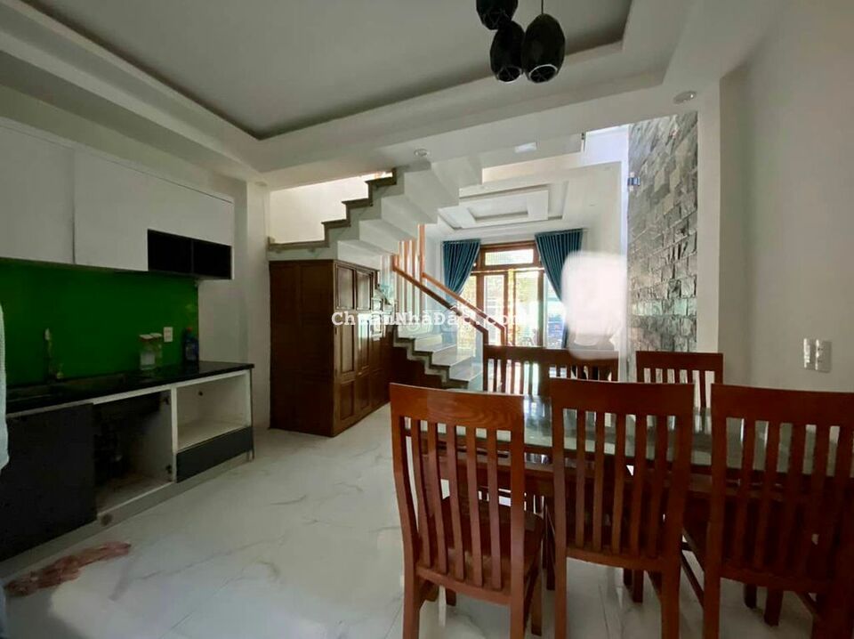 NHÀ 3 TẦNG 4PN 3WC MT KHU VÕ VĂN KIỆT NHÀ 3 TẦNG 4PN 3WC MT KHU VÕ VĂN KIỆT