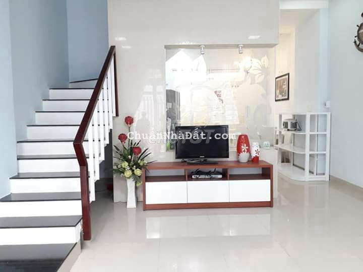 Nhà thiết kế 3 tầng Khu gần biễn phạm văn đồng gần cầu sông hàn