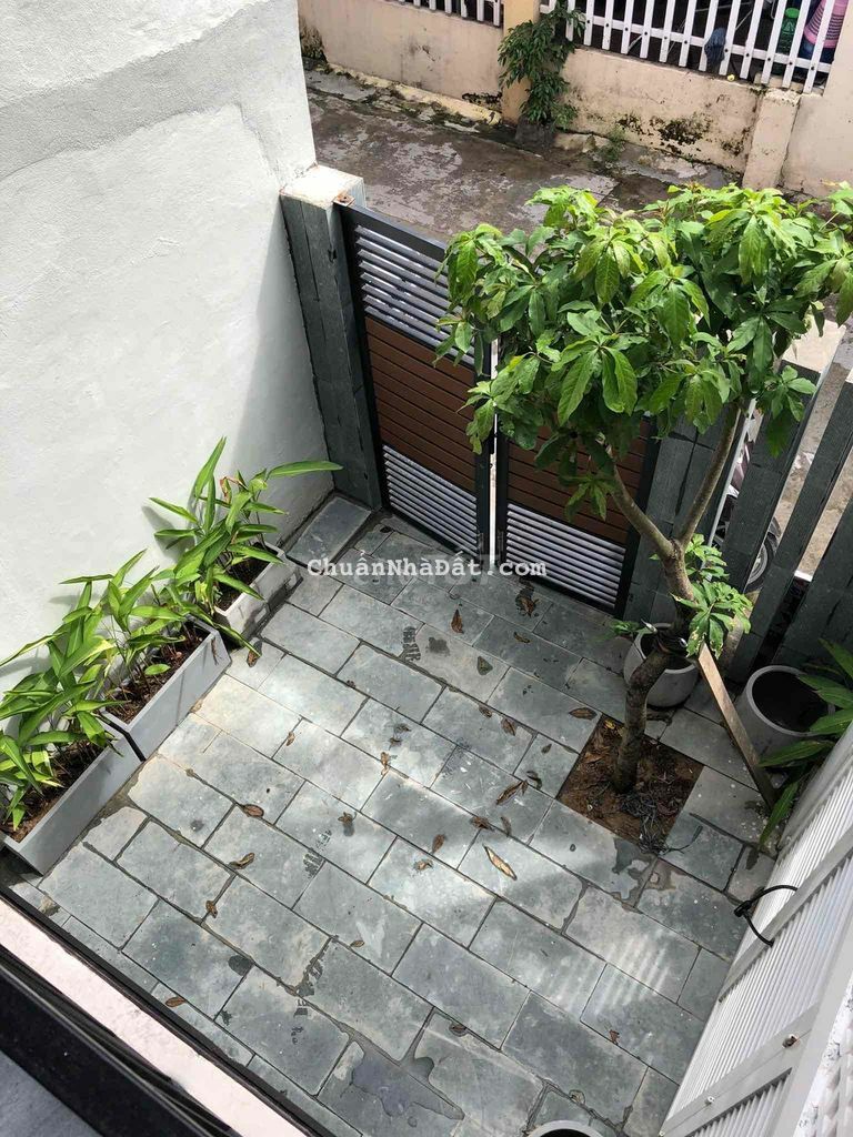 Nhà Kiệt 4,5M  Phạm Cự Lượng sân vườn đẹp