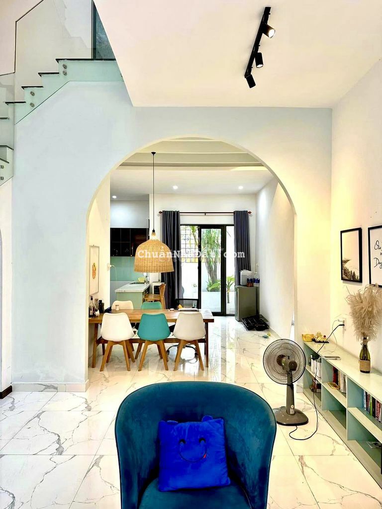 NHÀ 2 TẦNG 3PN 2WC MT KHU MÂN QUANG