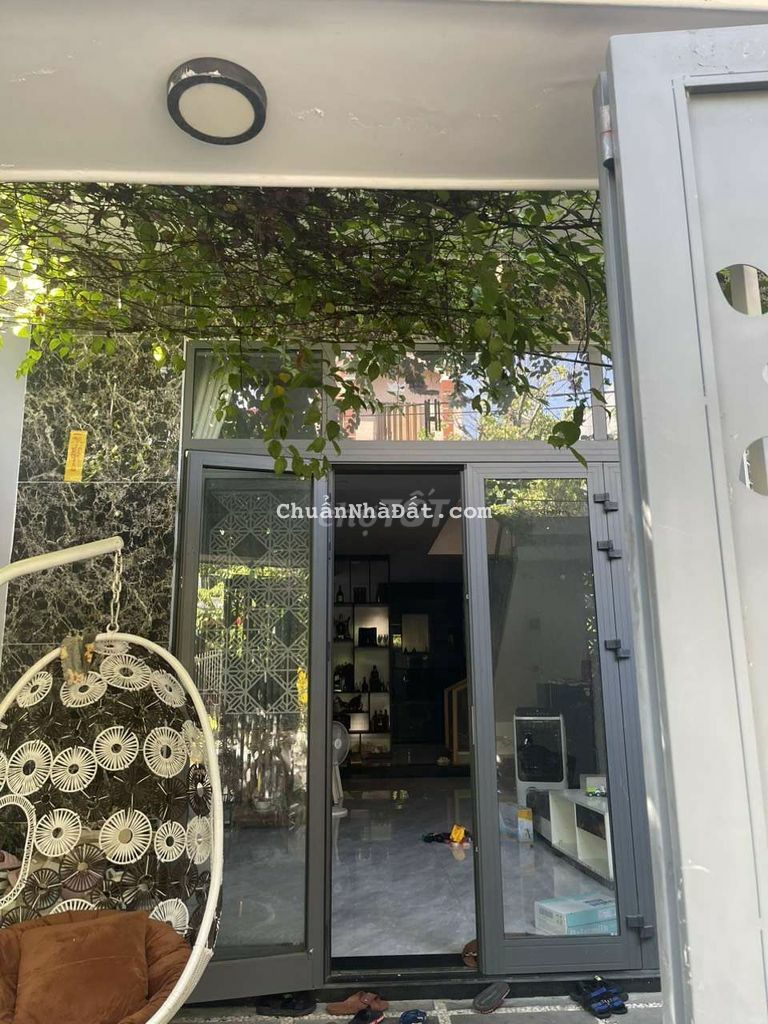 NHÀ 3 TẦNG KIÊN CỐ 3PN ĐẸP KHU KHÚC HẠO