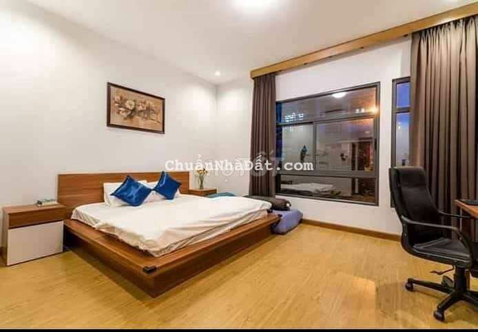 NHÀ ĐẸP SÂN ÔTÔ KHU GẦN CÔNG VIÊN HỒ NGHINH