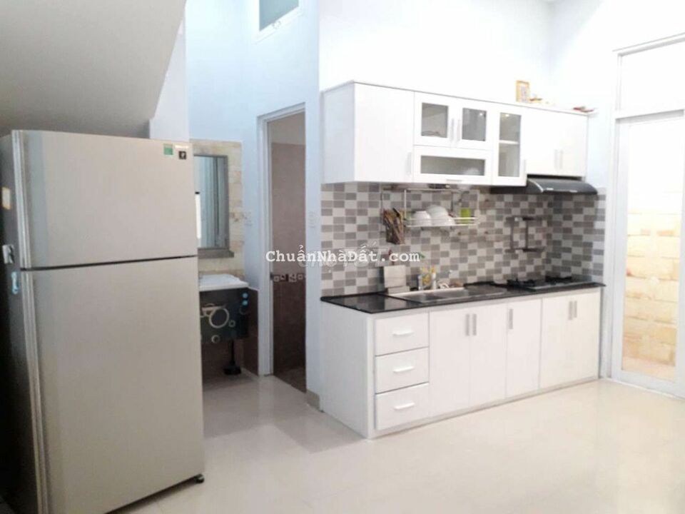 CHO THUÊ NHÀ 3PN KHÉP KÍN FULL NỘI THẤT PHẠM VĂN ĐỒNG