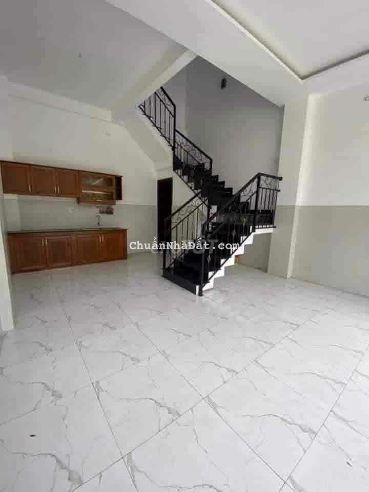 Cho thuê nhà 3 tầng Đường Lý Thái Tông 2pn/3wc