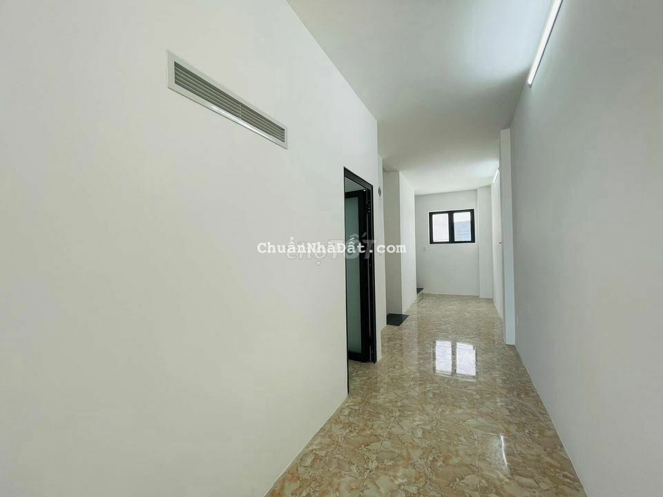 Cho thuê nhà 3 tầng mặt tiền Nguyễn Tất Thành view Biển quá đẹp Cho thuê nhà 3 tầng mặt tiền Nguyễn Tất Thành view Biển quá đẹp