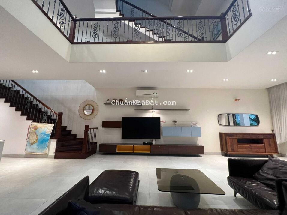 Nhà Bùi Xương Trạch Thanh Xuân 50m 4 phòng ngủ đủ đồ, oto đỗ cửa, giá 11,9tr/tháng