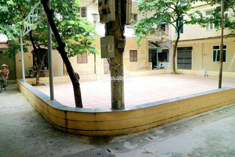 Cho thuê nhà Hoàng Văn Thái, Thanh Xuân .- DT: 58m2 *4 tầng 5 ngủ